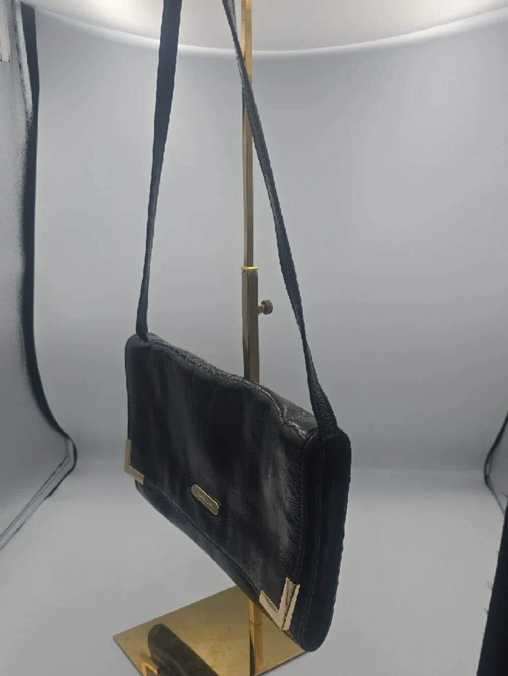 Michael Kors Black Patent Leather Med Shoulder/Large Clutch W/ Gold (EUC)✨️🖤✨️